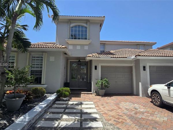 19179 S Gardenia Ave , Weston, FL 33332