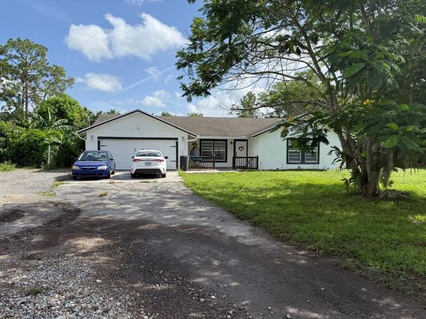 16393 E LANCASHIRE Drive E, The Acreage, FL 33470