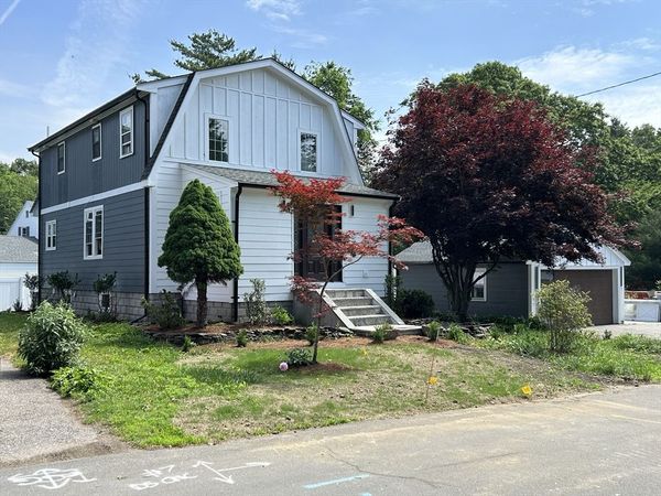 7 Brandon St, Lexington, MA 02420