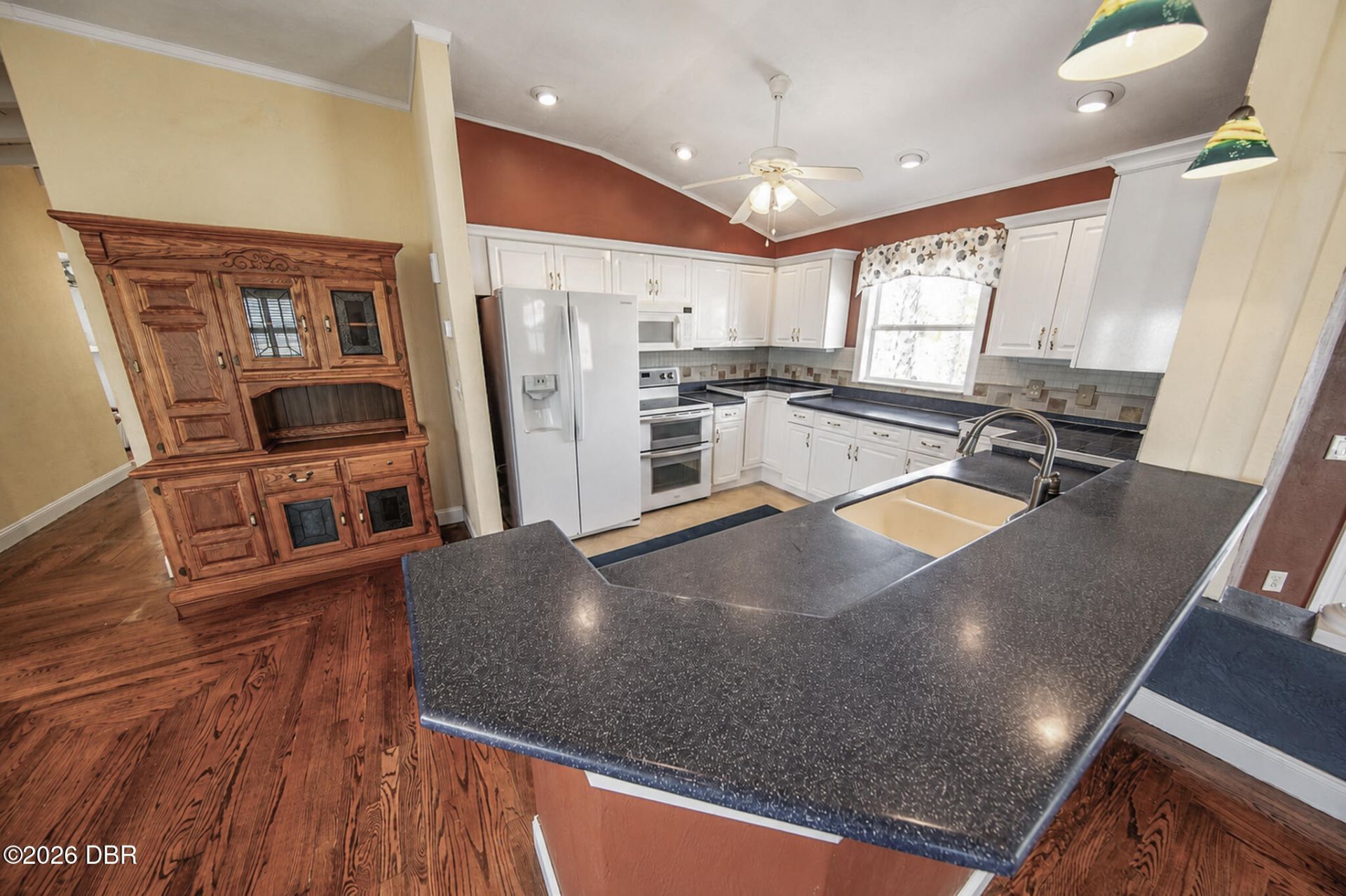 3873 S Atlantic Avenue, Daytona Beach Shores, FL 32118 Photo