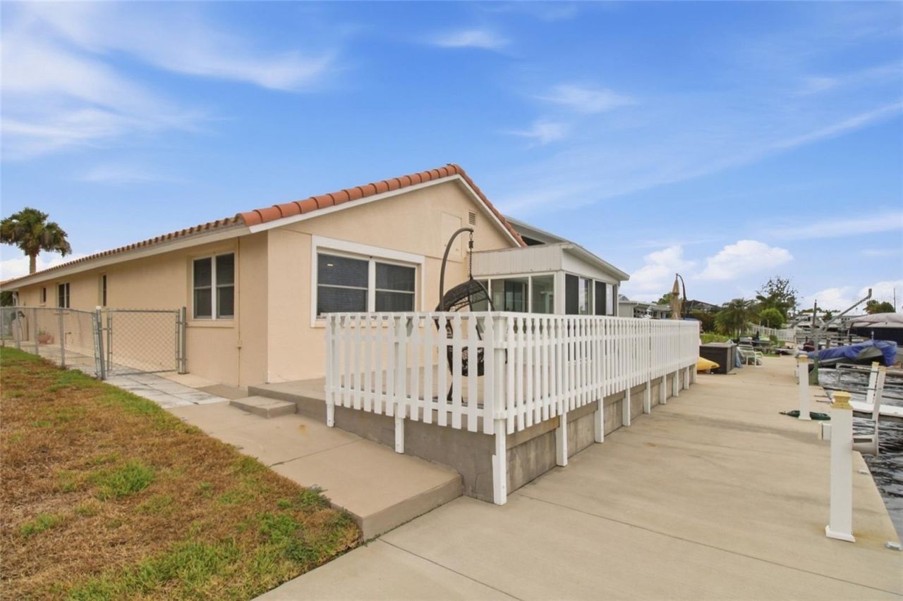 4549 Topsail Trail, New Port Richey, FL 34652 Photo