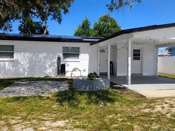 11105 N 22ND STREET , TAMPA, FL 33612