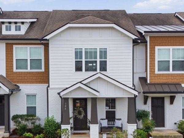 104 West Mill Drive, Nashville, TN 37209