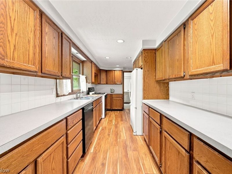 712 Renninger Road, New Franklin, OH 44319 Photo 10