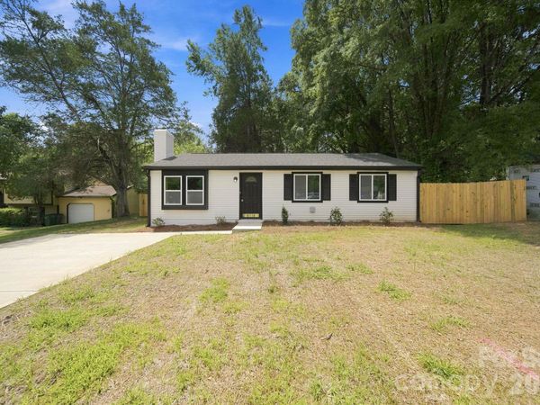 8114 Holly Hill Road , Charlotte, NC 28227