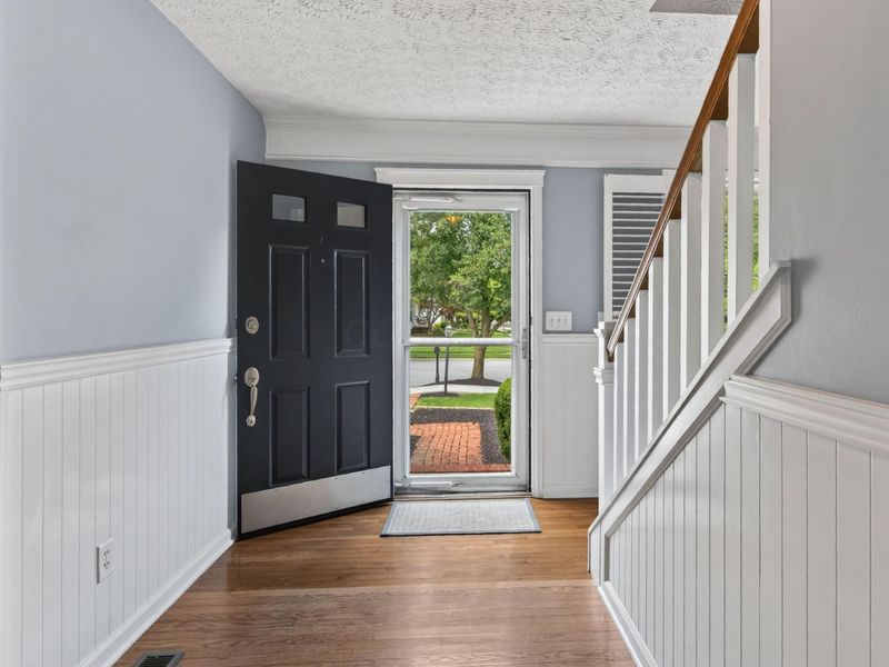 197 Chasely Circle, Powell, OH 43065 Photo 5