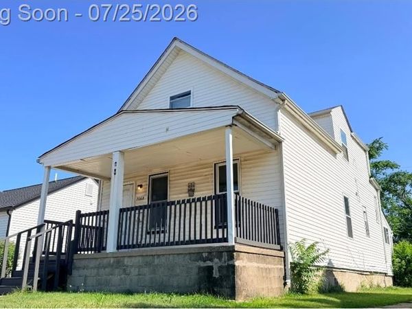 7068 Ford Avenue, Warren, MI 48091