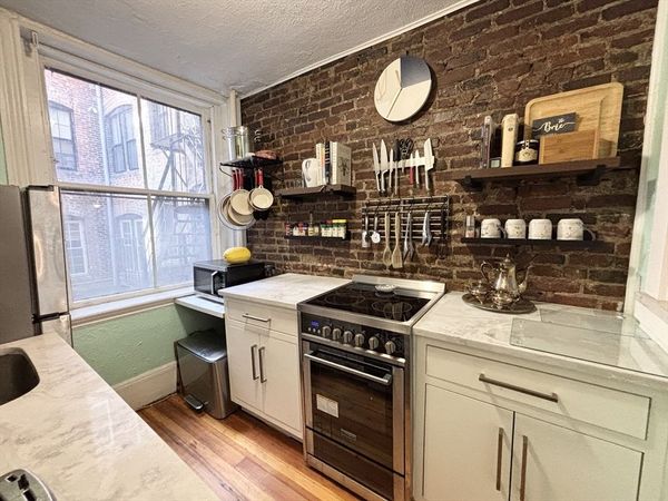 21 Revere St, Unit 1, Boston, MA 02114