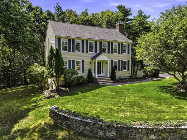 5 Longwood Drive, Hopkinton, MA 01748