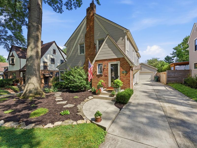 394 Arden Road, Columbus, OH 43214 Photo 2