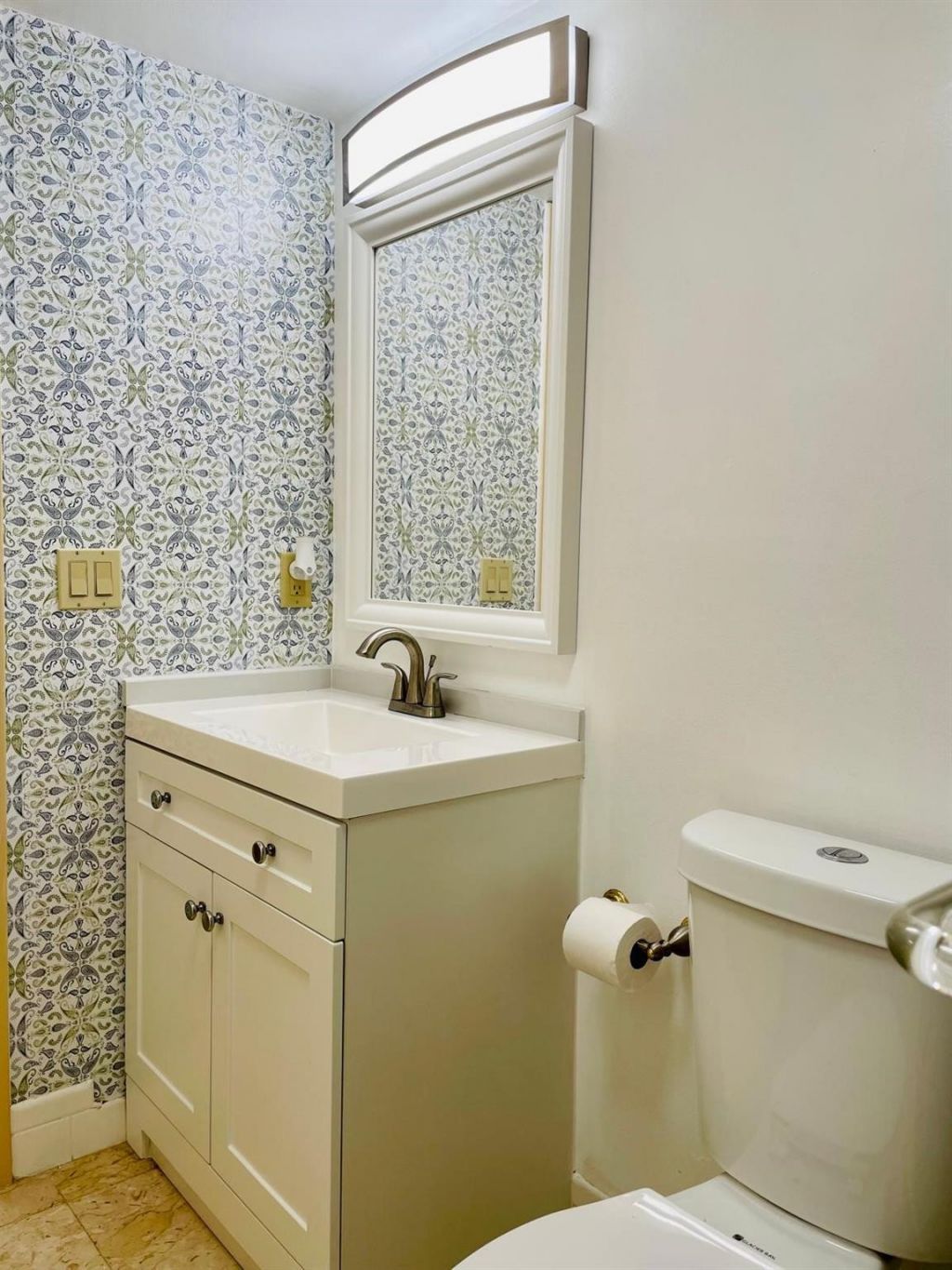 1101 River Reach Drive, Unit 215, Fort Lauderdale, FL 33315 Photo