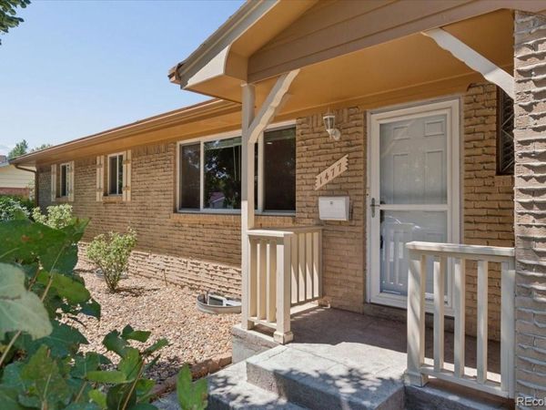 1477 S Brentwood Street , Lakewood, CO 80232
