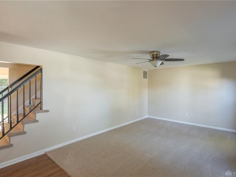 402 Gwinnett Commons, Washington Township, OH 45459 Photo 3