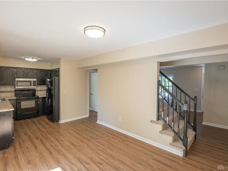 402 Gwinnett Commons, Washington Township, OH 45459 Photo 8