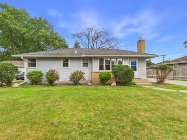 6306 Lee Avenue N, Brooklyn Center, MN 55429