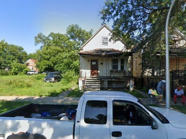 6641 S Honore Street , Chicago, IL 60636