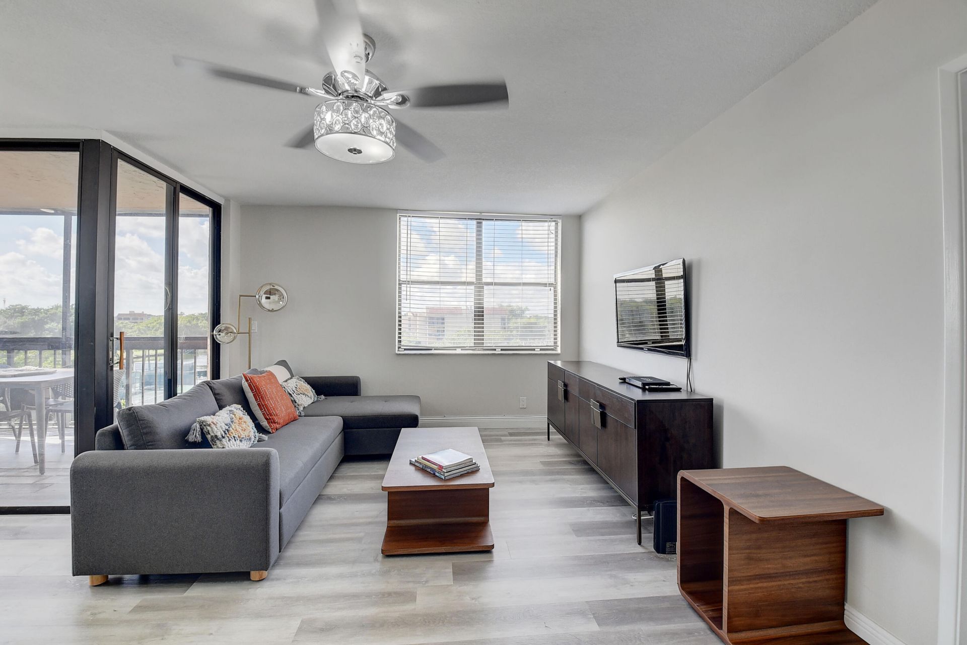 600 Egret Circle, Unit 7505, Delray Beach, FL 33444 Photo