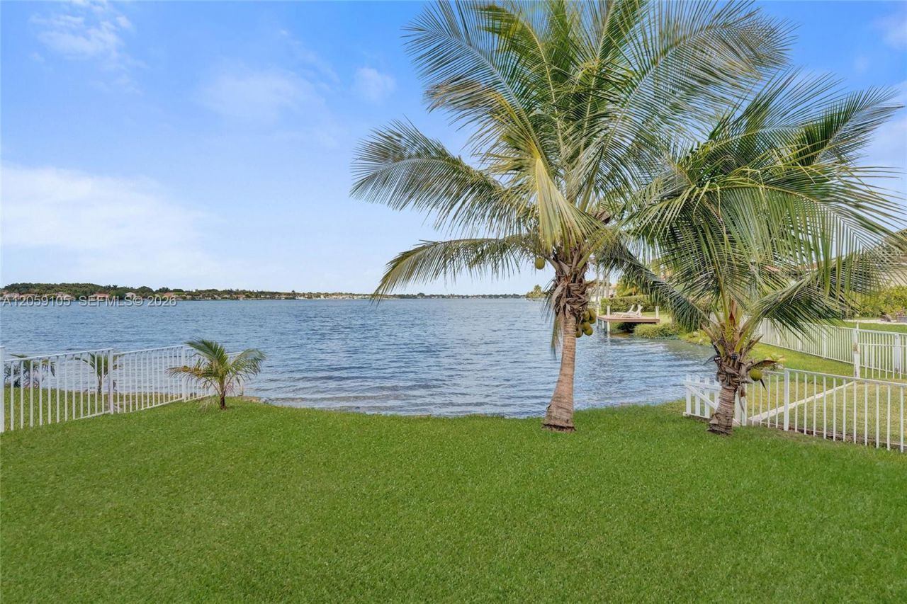 2339 NW 195th Ave, Unit 2339, Pembroke Pines, FL 33029 Photo