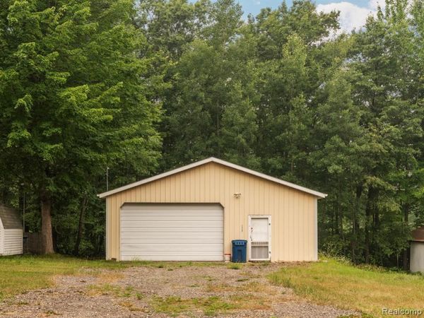 2117 Courtney Drive , Hamilton Twp, MI 48625