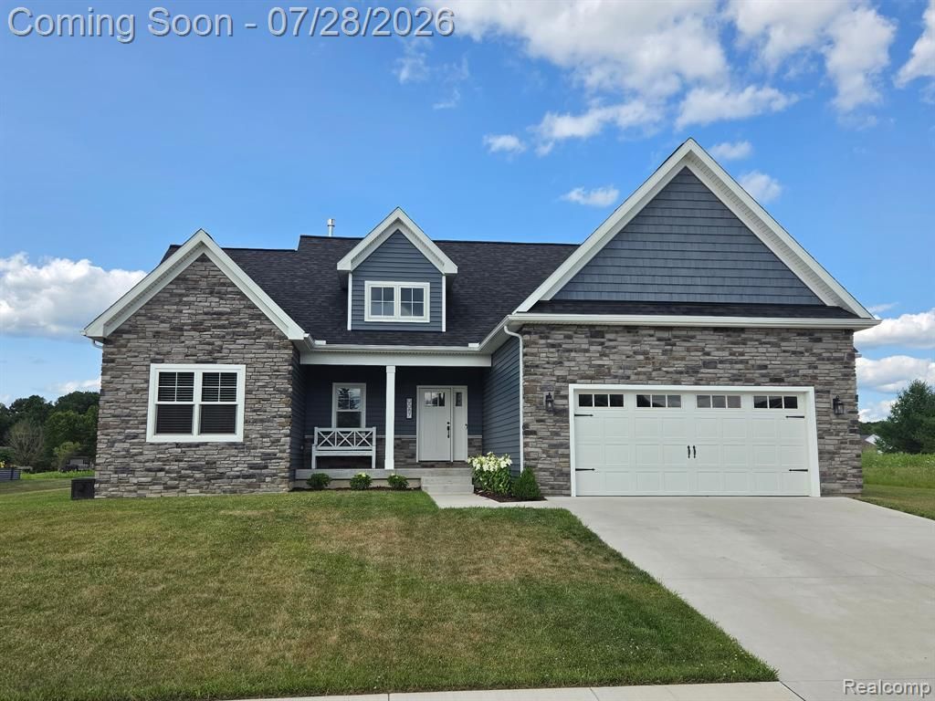 9087 Copper Ridge Drive, Davison Township, MI 48423 Main Photo
