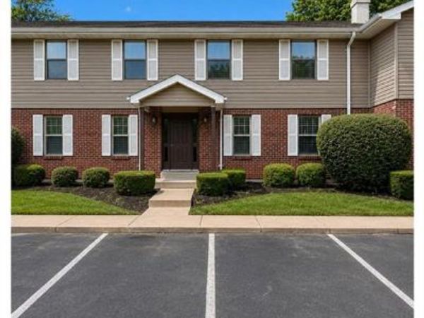 1861 High Sun Drive, Florissant, MO 63031