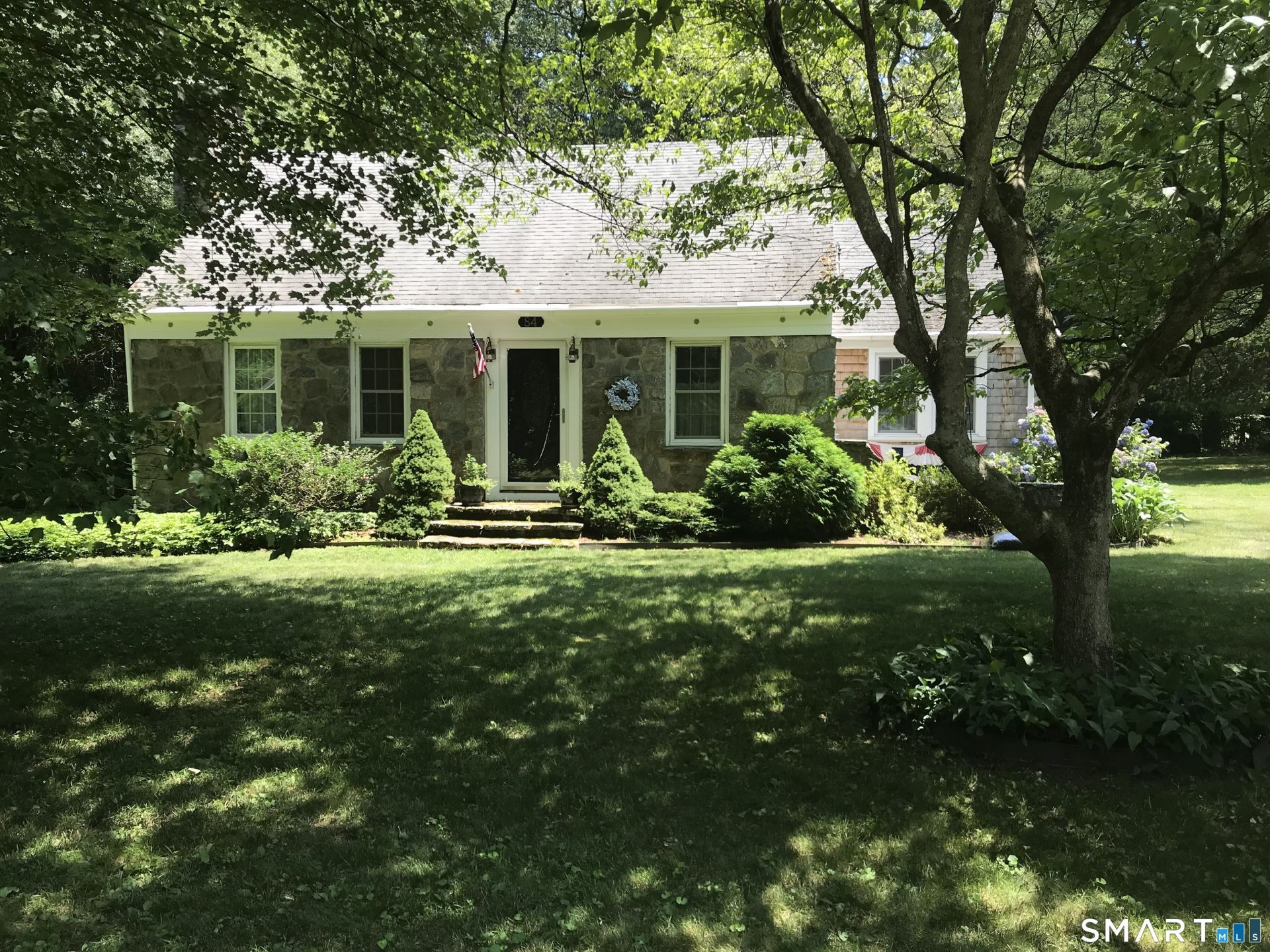 84 Ayers Point, Old Saybrook, CT 06475 Main Photo