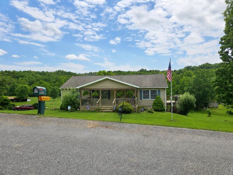 8005 Stone Castle Road, Athens, OH 45701 Photo 2