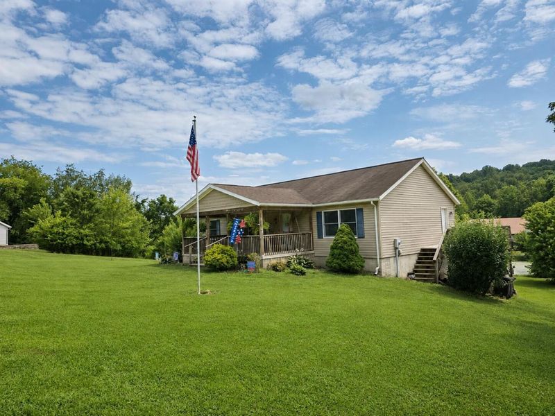 8005 Stone Castle Road, Athens, OH 45701 Photo 3