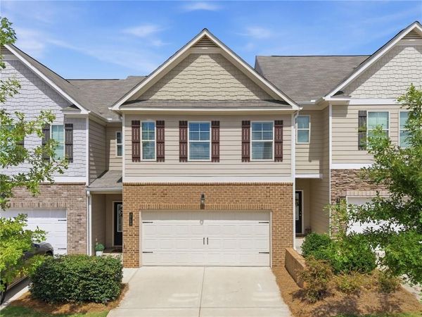 3713 Prospect Point Drive , Oakwood, GA 30504