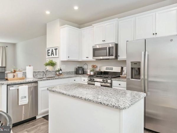 533 VIEW POINT WAY, FREDERICKSBURG, VA 22405