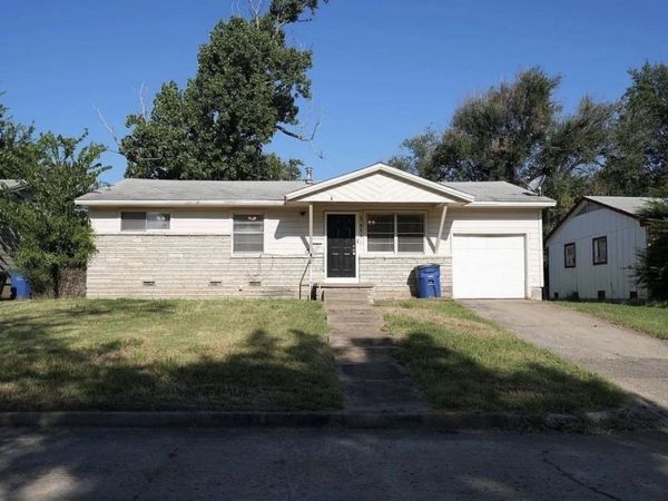 5462 N Johnstown Avenue , Tulsa, OK 74126