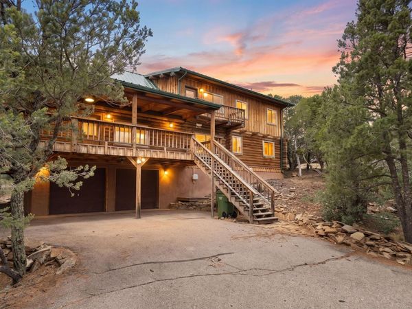 9 El Gallo Road , Cedar Crest, NM 87008