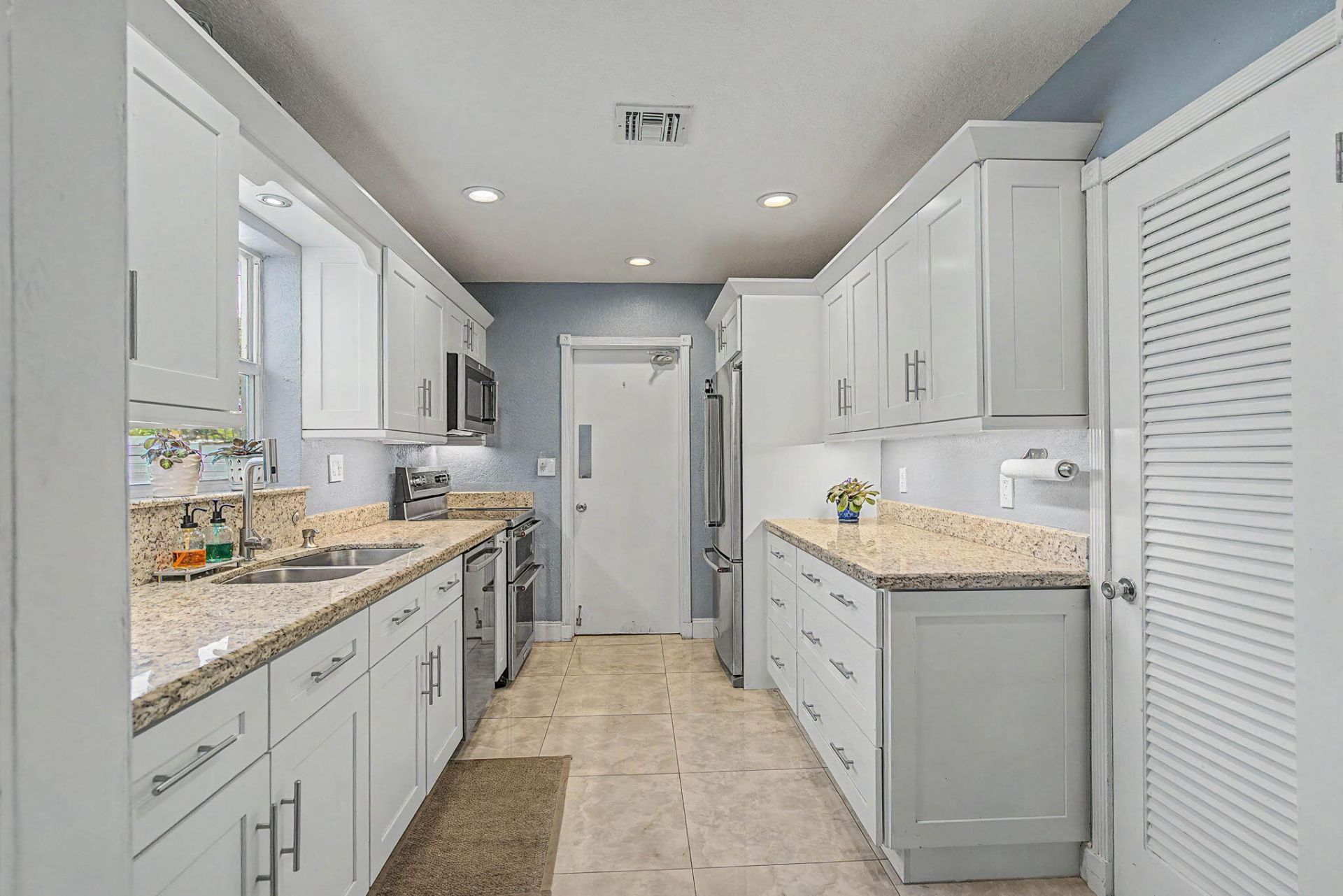 2740 SW 16th Street, Fort Lauderdale, FL 33312 Photo
