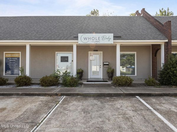 401 Cross Park Drive, Pearl, MS 39208