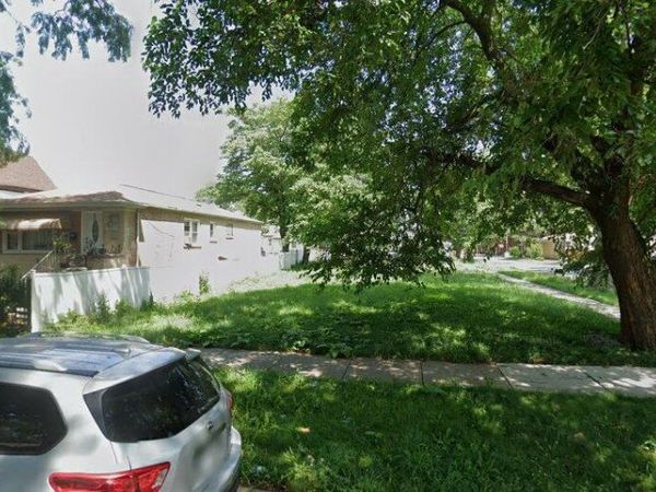 6757 S Oakley Avenue , Chicago, IL 60636