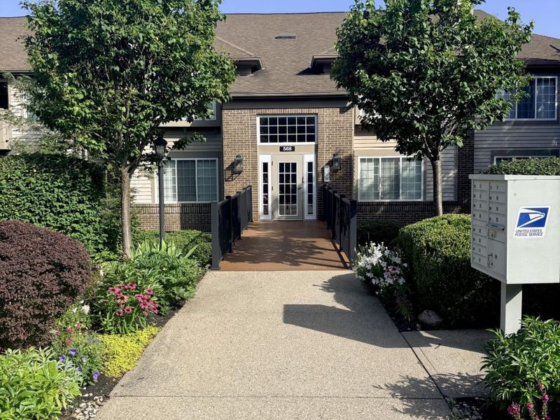 568 Cloverfield Lane, Unit 203, Covington, KY 41011 Photo 11