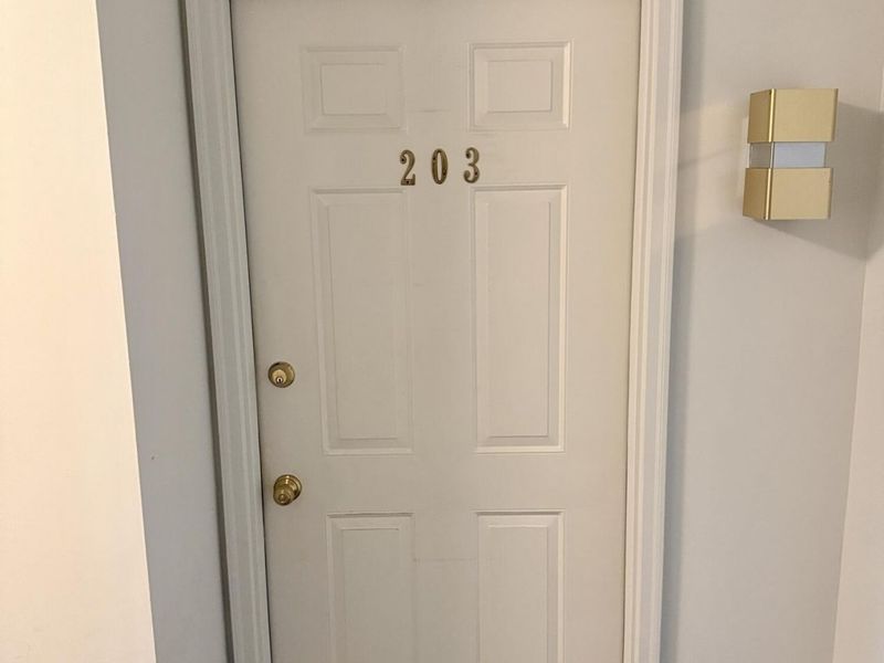 568 Cloverfield Lane, Unit 203, Covington, KY 41011 Photo 12