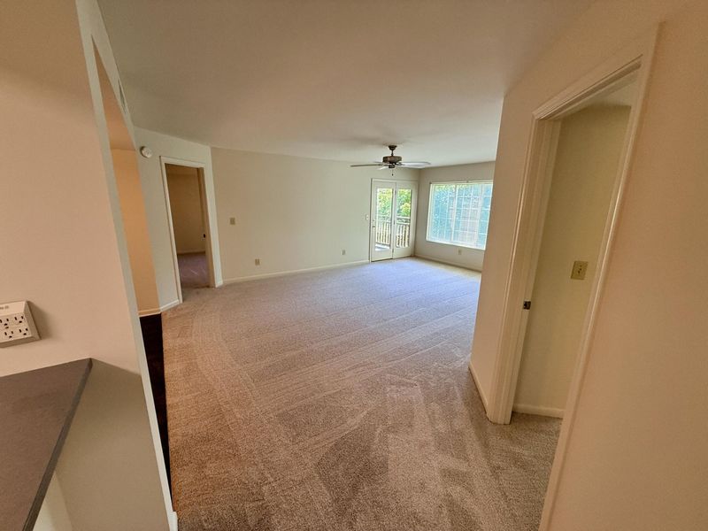 568 Cloverfield Lane, Unit 203, Covington, KY 41011 Photo 14