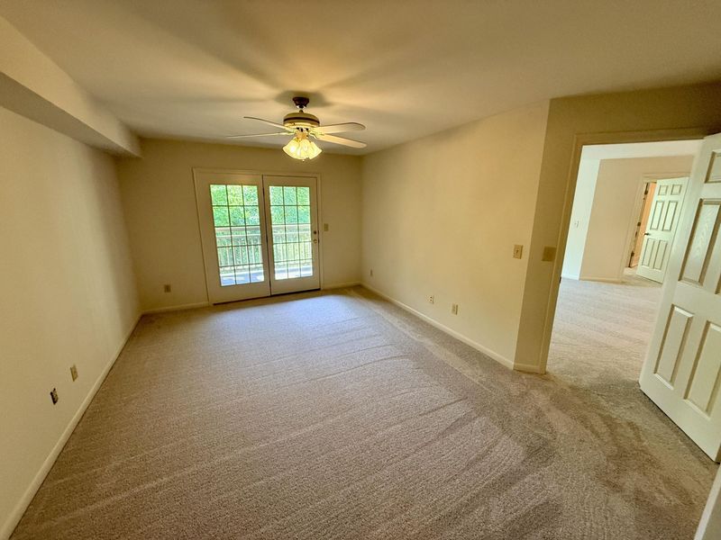 568 Cloverfield Lane, Unit 203, Covington, KY 41011 Photo 24