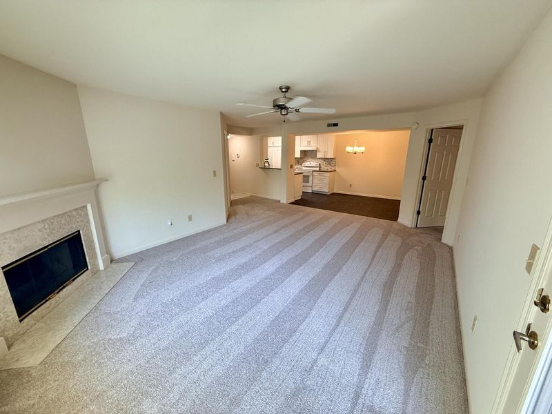 568 Cloverfield Lane, Unit 203, Covington, KY 41011 Photo 4