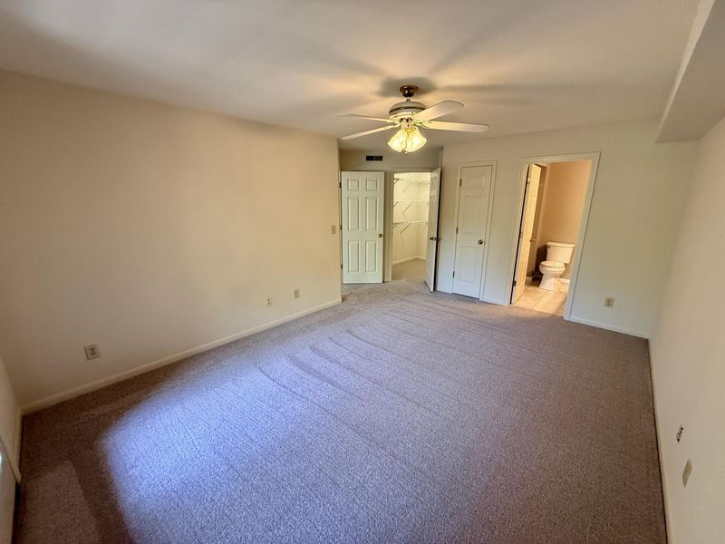 568 Cloverfield Lane, Unit 203, Covington, KY 41011 Photo 6