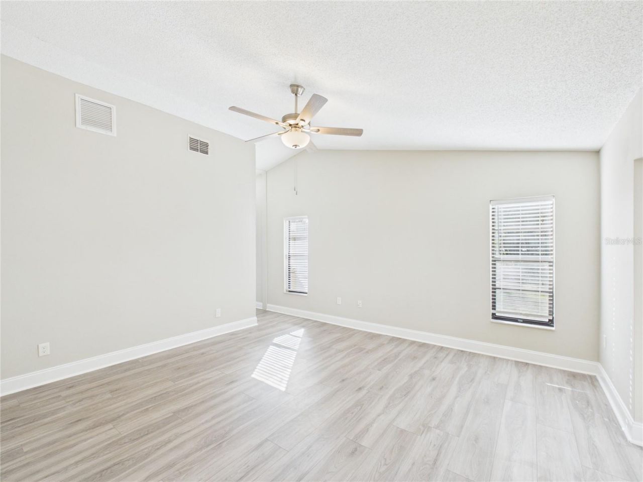 7256 Royal Oak Drive , Spring Hill, FL 34607 Photo