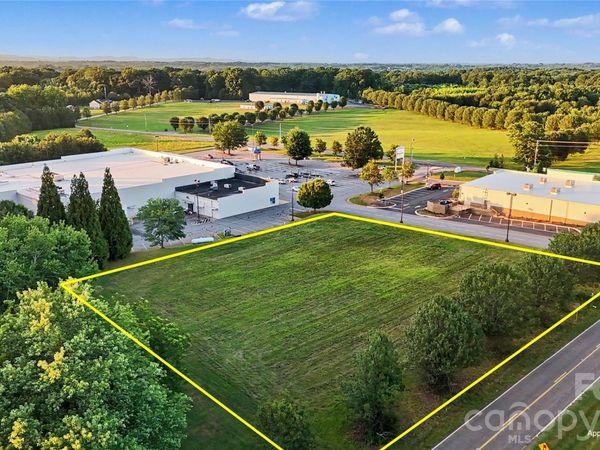 000 Island Ford Road, Statesville, NC 28625