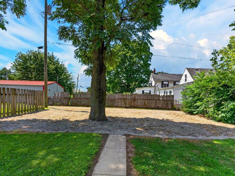 411 S Washington Street, Circleville, OH 43113 Photo 10