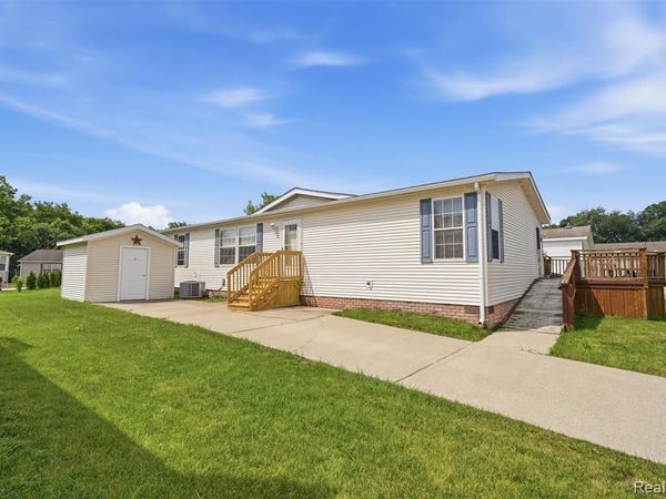 11784 Stoneridge Court, Green Oak Twp, MI 48178