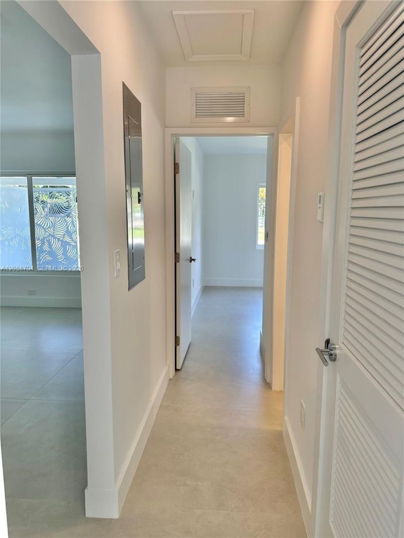 12125 NE 7th Ave, Unit 1, North Miami, FL 33161 Photo