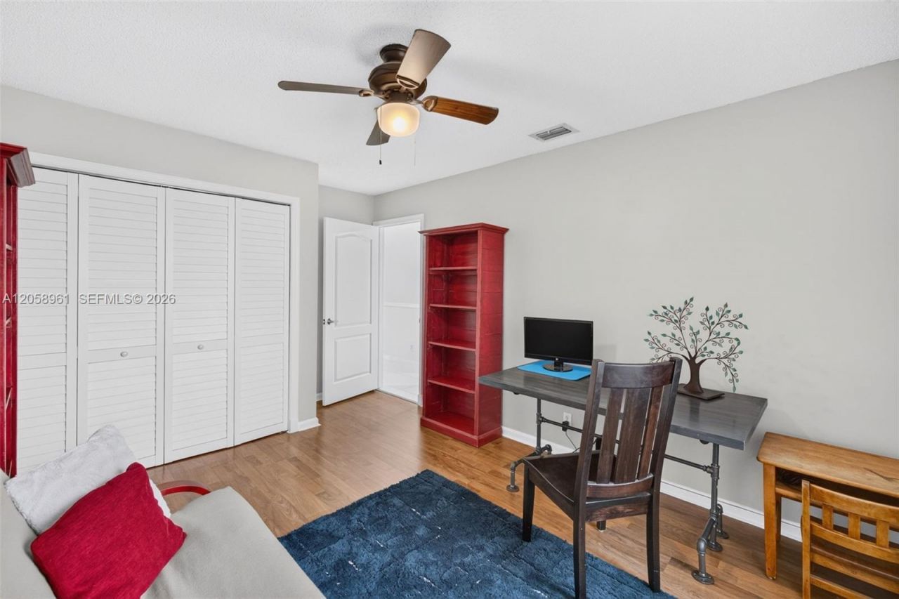 19352 NW 11th St, Pembroke Pines, FL 33029 Photo