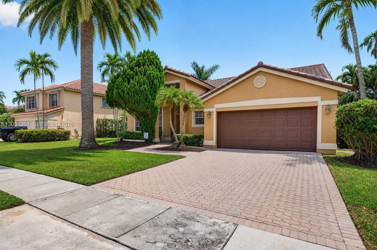 19352 NW 11th St, Pembroke Pines, FL 33029 Photo