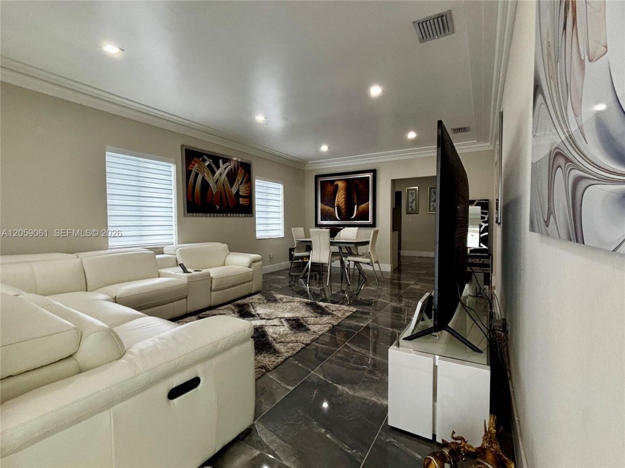 1043 NW 33rd St, Unit Front, Miami, FL 33127 Photo