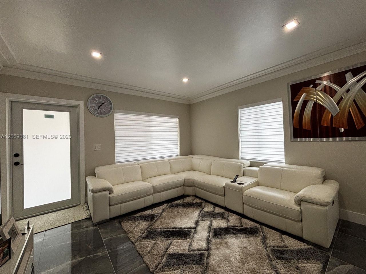 1043 NW 33rd St, Unit Front, Miami, FL 33127 Photo